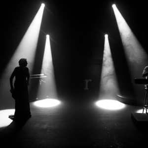 17-d-18-lietuvos-nacionalinis-dramos-teatras-stand-up-as-prasmei-ir-beprasmybei-28_1770817490-d74645810024a2d7dfae52d44471f884.JPG