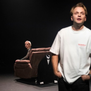 17-d-18-lietuvos-nacionalinis-dramos-teatras-stand-up-as-prasmei-ir-beprasmybei-32_1770817490-86e09626bf5fbace1bcafb2a3d8bf4dc.JPG